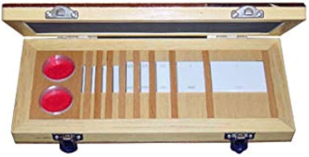 MHC 9100-9159 10 Gauge Blocks, Grade 1 .105, .210, .315, .420, .500, .605, .0625, .100,.125, .200,.250,.300,.500,1.000 & 2.000” 1 Optical Flat: 1” Dia. x.5125” Thickness, .000004", Flatness, .00002" Parallel