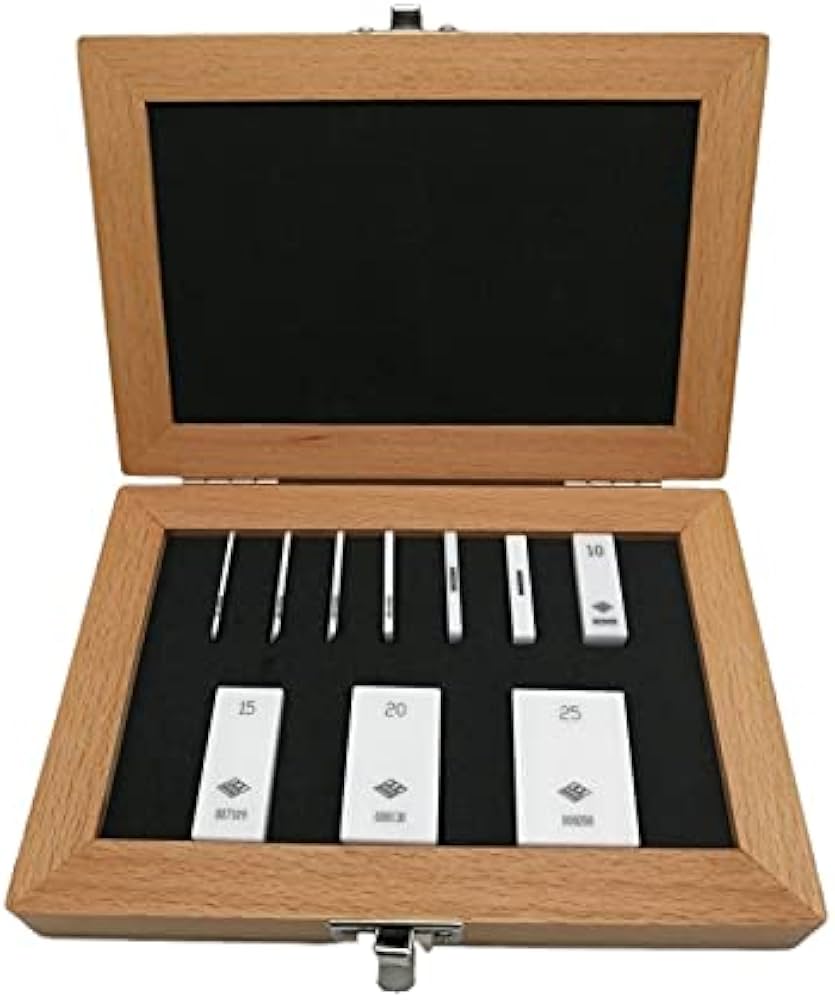 MHC 9100-9159 10 Gauge Blocks, Grade 1 .105, .210, .315, .420, .500, .605, .0625, .100,.125, .200,.250,.300,.500,1.000 & 2.000” 1 Optical Flat: 1” Dia. x.5125” Thickness, .000004", Flatness, .00002" Parallel