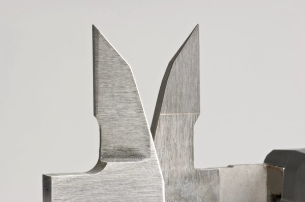 Mitutoyo Digital ABS AOS Caliper, ID/OD Carbide Jaws internal and External 0-150mm 500-155-30