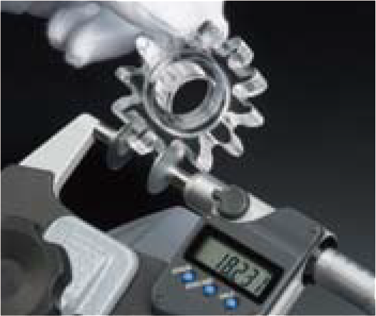 Mitutoyo Digital Disc Micrometer Inch/Metric, 3-4", Non-Rotating Spindle, Disk=20mm 369-353-30 Flat Anvils no Central Recess