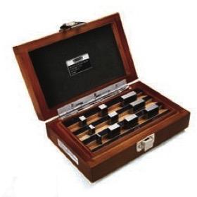 Insize Gauge Block set 4104-101 or checking 0-25mm Micrometers Set of gauges for checking micrometer accuracy for 0-25mm micrometers.  Technical specification:  Quantity: 10pcs Grade 0 Meet ISO 3650