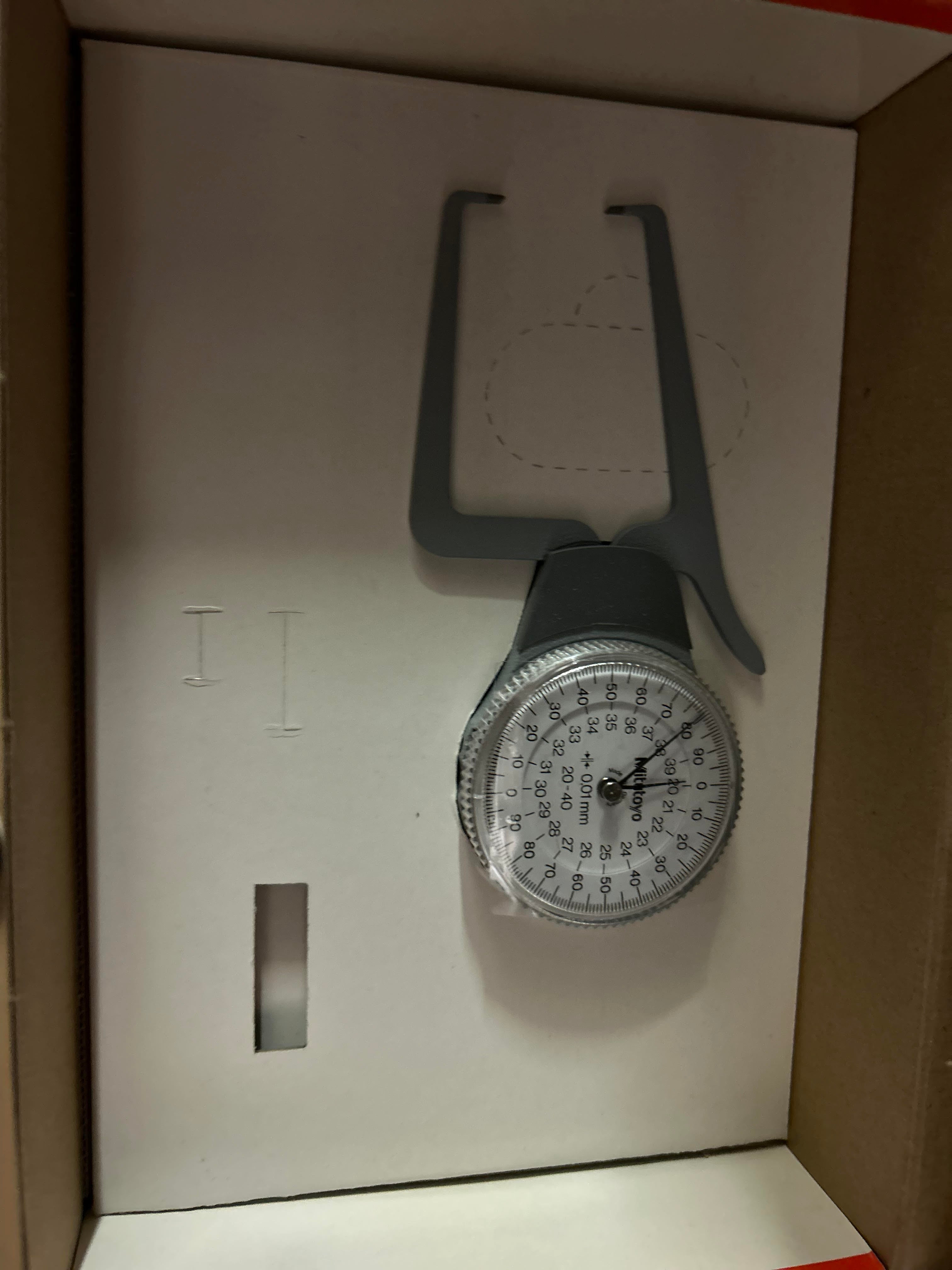 Mitutoyo 209-872 outside groove Gauge Range : 20-40mm Resolution :0.01mm Accuracy : 0.03mm